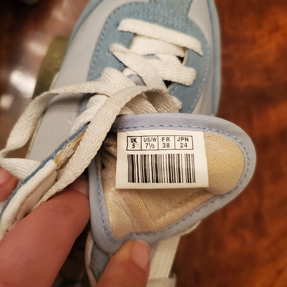 SOLD-Rare Puma Roller Kitty Skates w Key - Picture 7 of 9